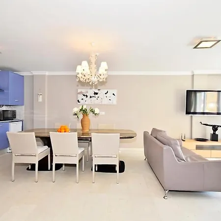 Aparthotel Ola Blanca